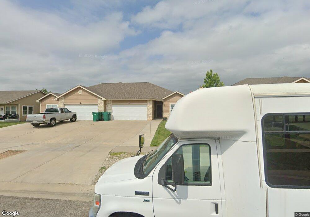 4117 SW Shenandoah Rd, Topeka, KS 66610 - photo 1