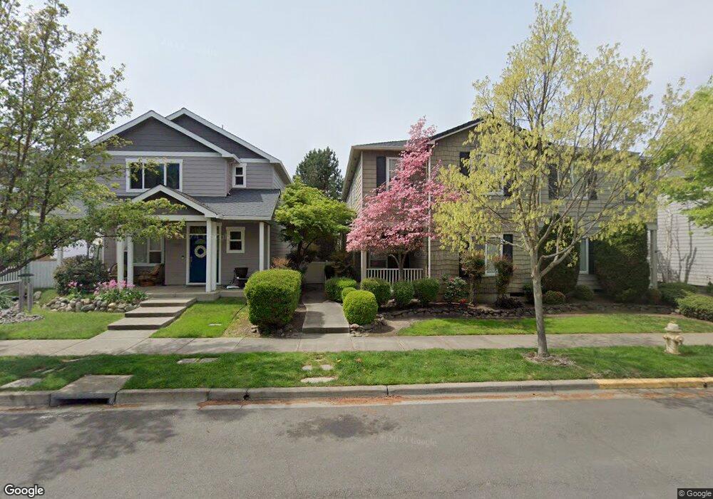 1051 Rustler Peak St, Central Point, OR 97502 - photo 1