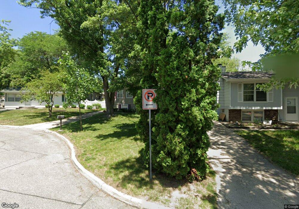 1842 Pleasant View Cir, Des Moines, IA 50320 - photo 1