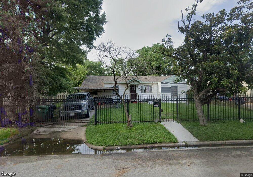 7205 Gammage St, Houston, TX 77087 - photo 1