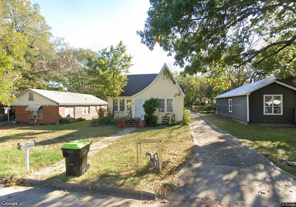 812 S Cherry St, Ada, OK 74820 - photo 1