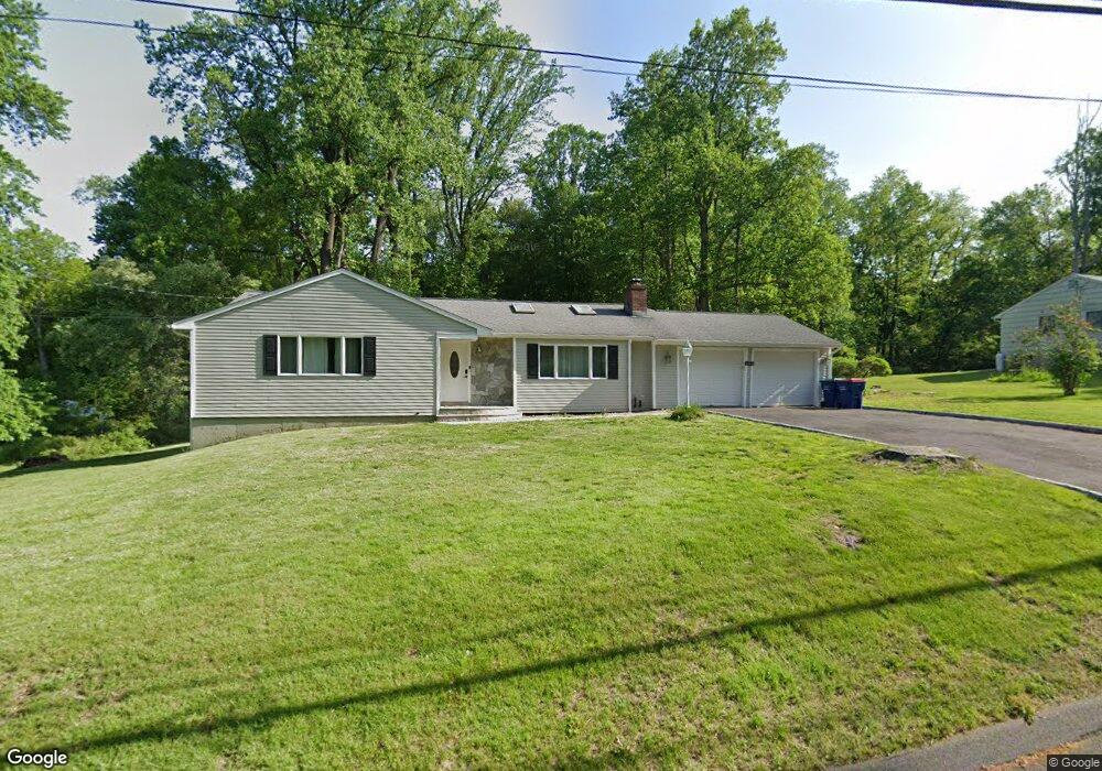 35 Macdonald Rd, Trumbull, CT 06611 - photo 1