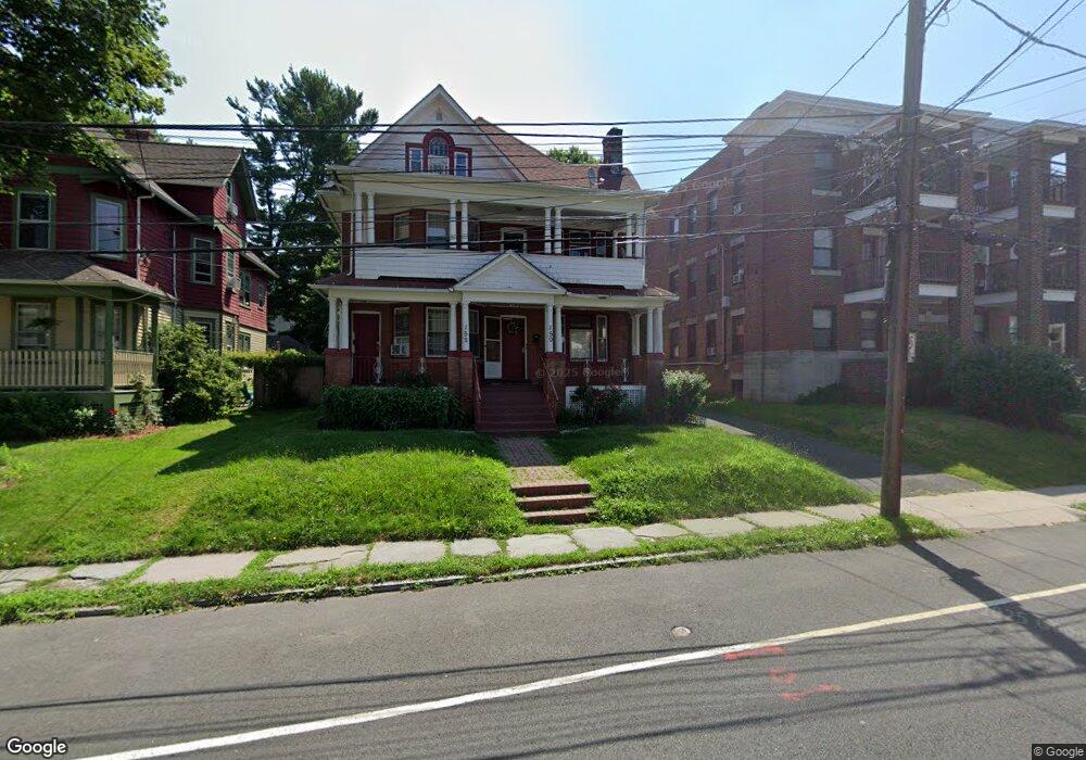 150 Whitney St unit 1, Hartford, CT 06105 - photo 1