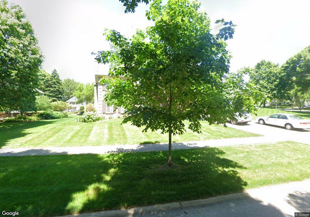 825 Piedmont Cir, Naperville, IL 60565 - photo 1