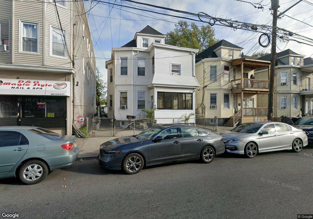 425 E 18th St unit 2, Paterson, NJ 07524 - photo 1