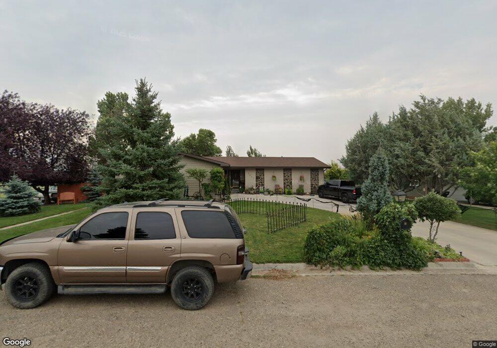 1610 10th St W, Havre, MT 59501 - photo 1