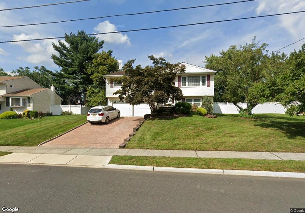 42 Tuscarora Cir, Old Bridge, NJ 08857 - photo 1