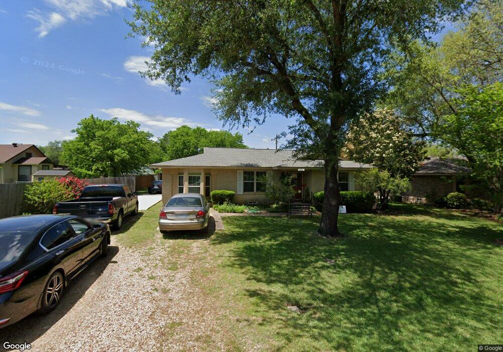 804 E Waco St, Ennis, TX 75119 - photo 1