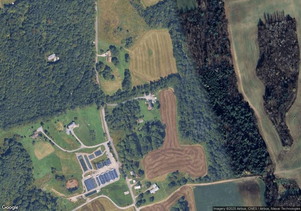 563 Cherrierville Rd, Fairfax, VT 05454 - photo 1