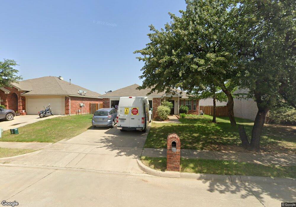 2717 Hilcroft Ave, Denton, TX 76210 - photo 1