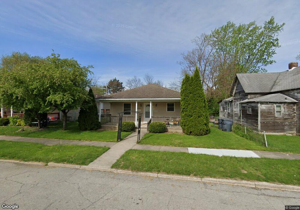 1915 Hendricks St, Anderson, IN 46016 - photo 1