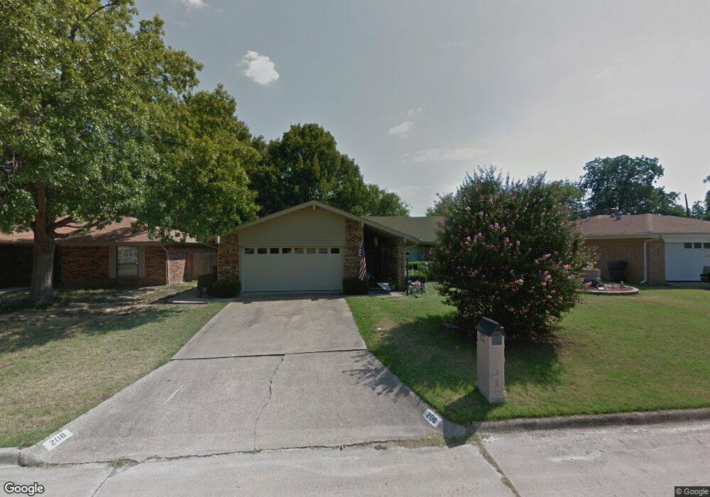 208 Allen Dr, Ardmore, OK 73401 - photo 1