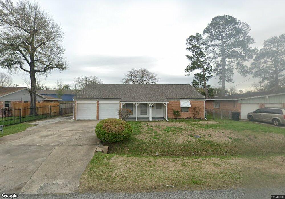 7702 Melrose St, Houston, TX 77022 - photo 1