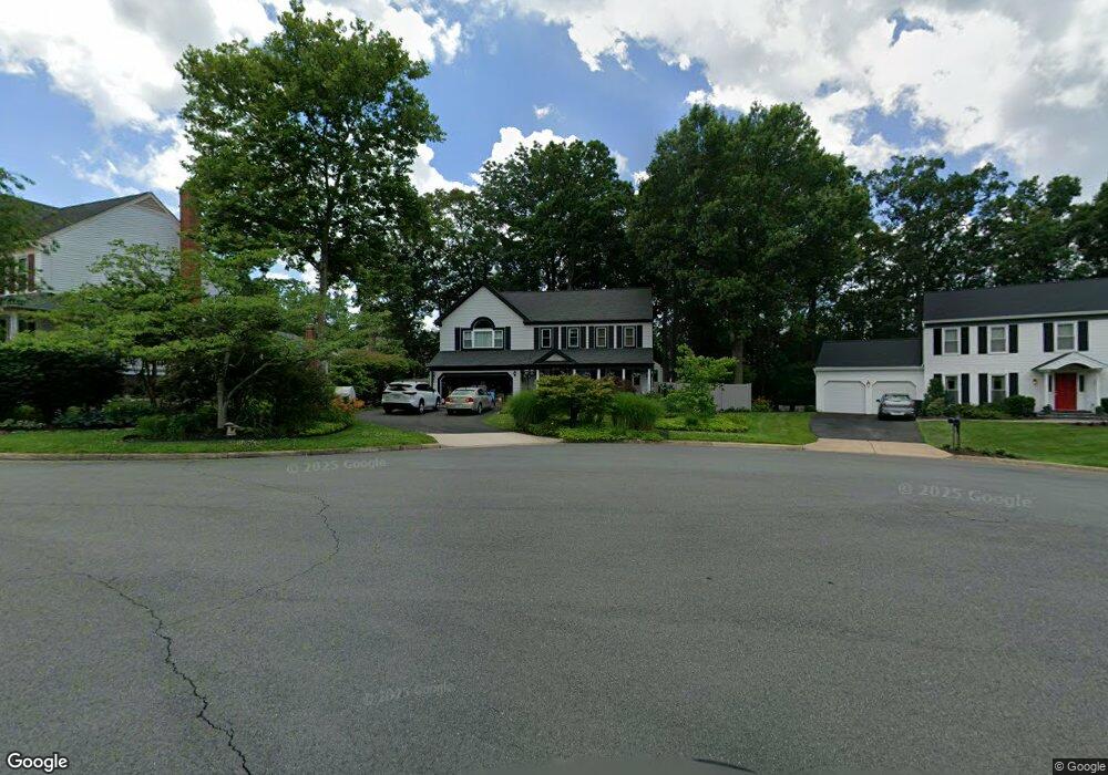 13703 Stonehunt Ct, Clifton, VA 20124 - photo 1