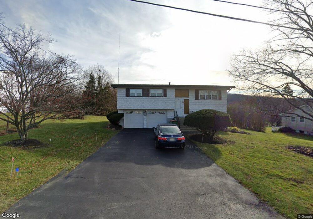 36 W Redoubt Rd, Fishkill, NY 12524 - photo 1
