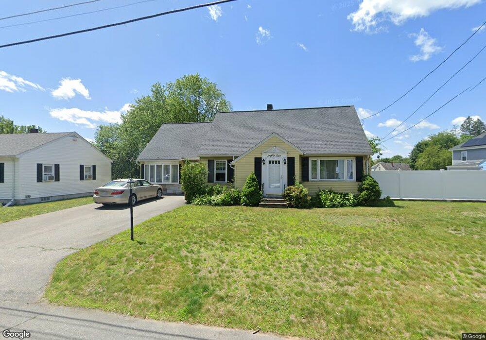 52 Lupine Rd, Lowell, MA 01850 - photo 1