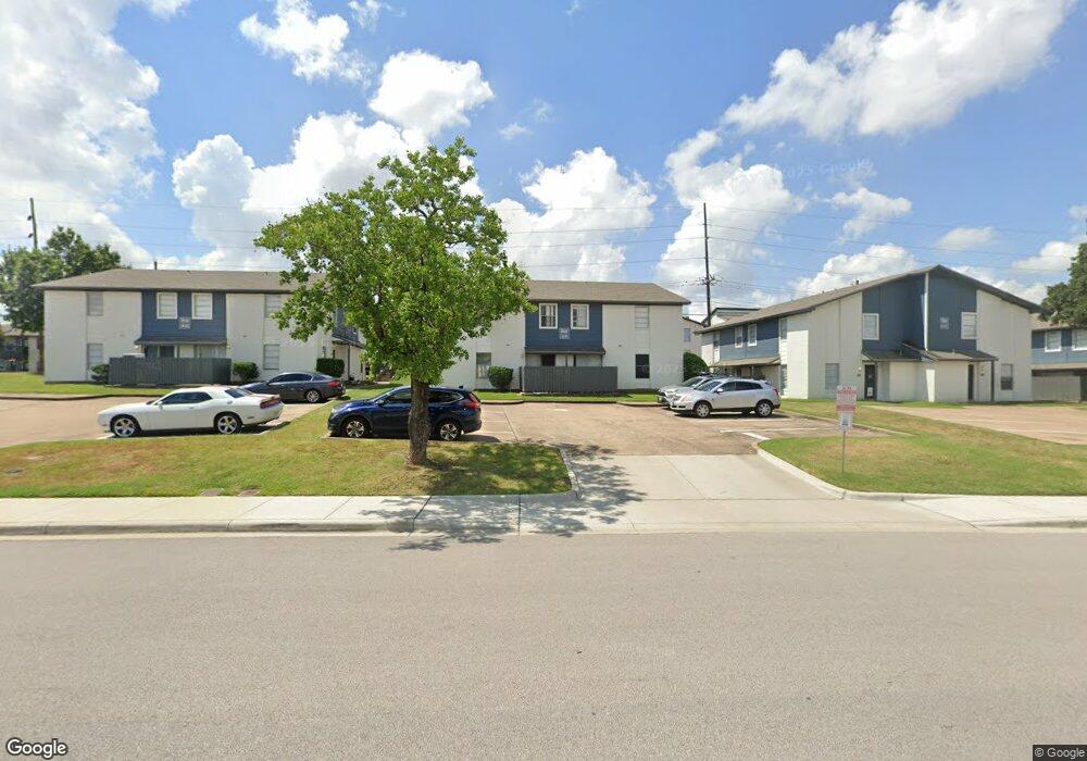 808 Autumn Cir unit AD, College Station, TX 77840 - photo 1