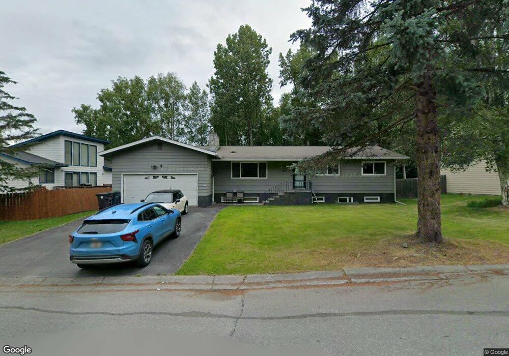5123 E 42nd Ave, Anchorage, AK 99508 - photo 1