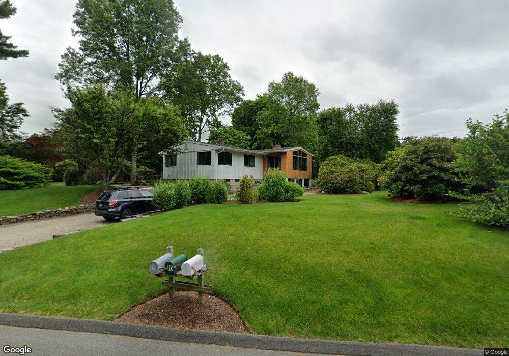 10 Wayfaring Rd, Norwalk, CT 06851 - photo 1