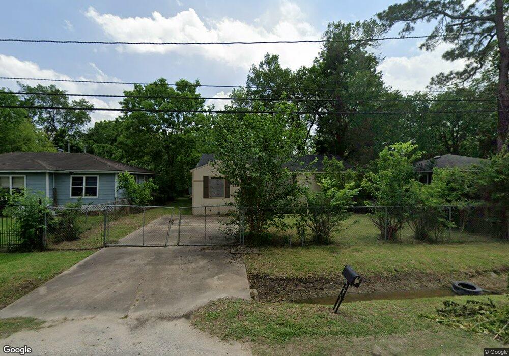 7222 Bywood St, Houston, TX 77028 - photo 1
