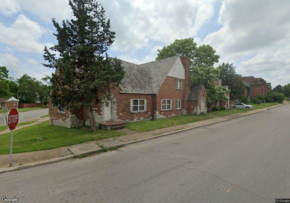 4400 Bircher Blvd, Saint Louis, MO 63115 - photo 1