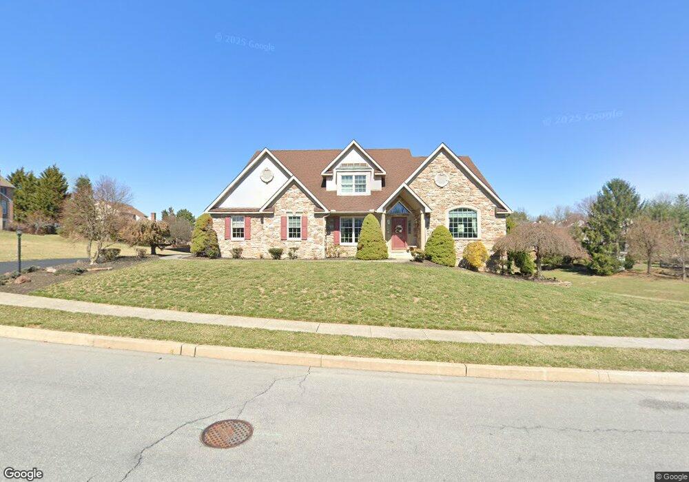 2940 Cotswold Rd, Reading, PA 19608 - photo 1