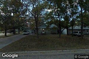 1308 E 2nd St, Redfield, SD 57469