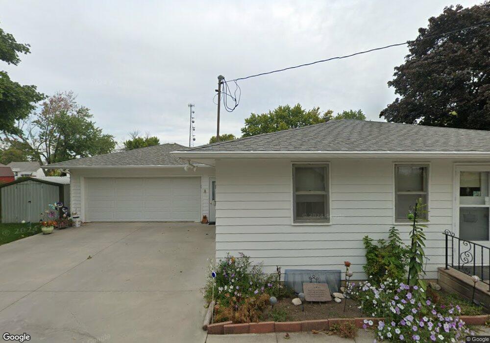 110 N Jefferson St, Wayland, IA 52654 - photo 1