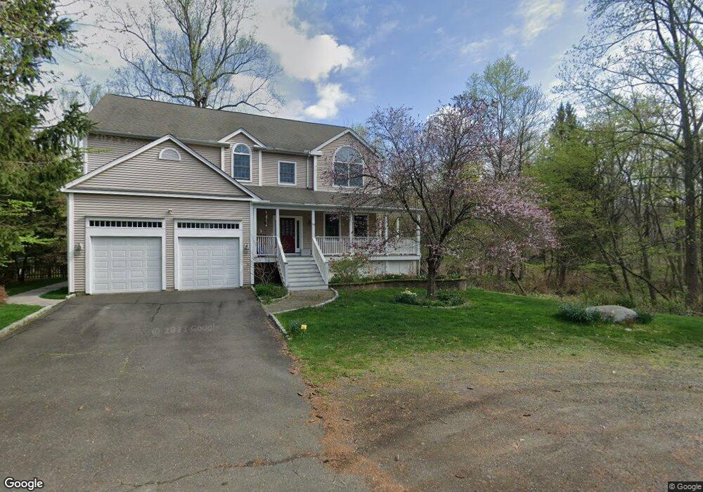 99 Cove Ave, Milford, CT 06461 - photo 1