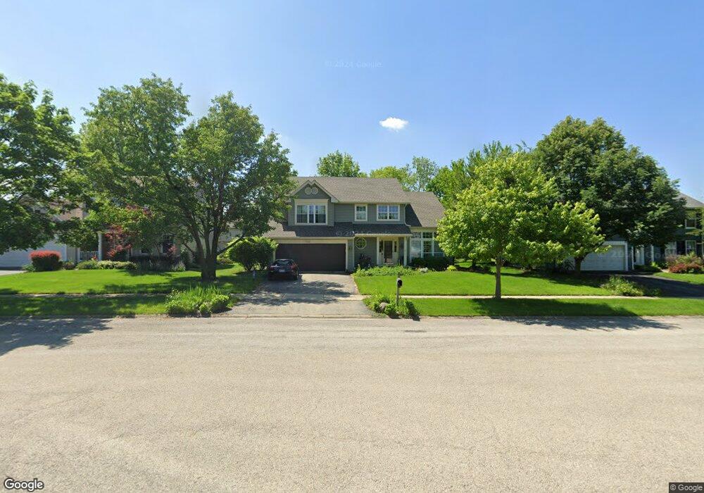 762 Poplar Ct, Oswego, IL 60543 - photo 1