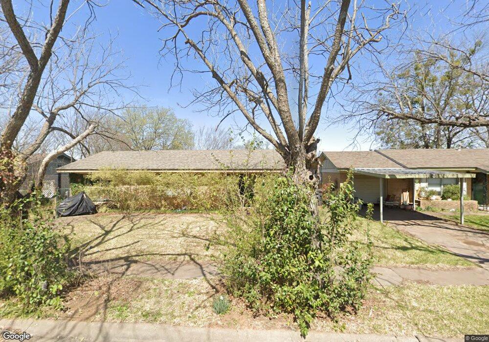 1308 Manor Dr, Cleburne, TX 76033 - photo 1