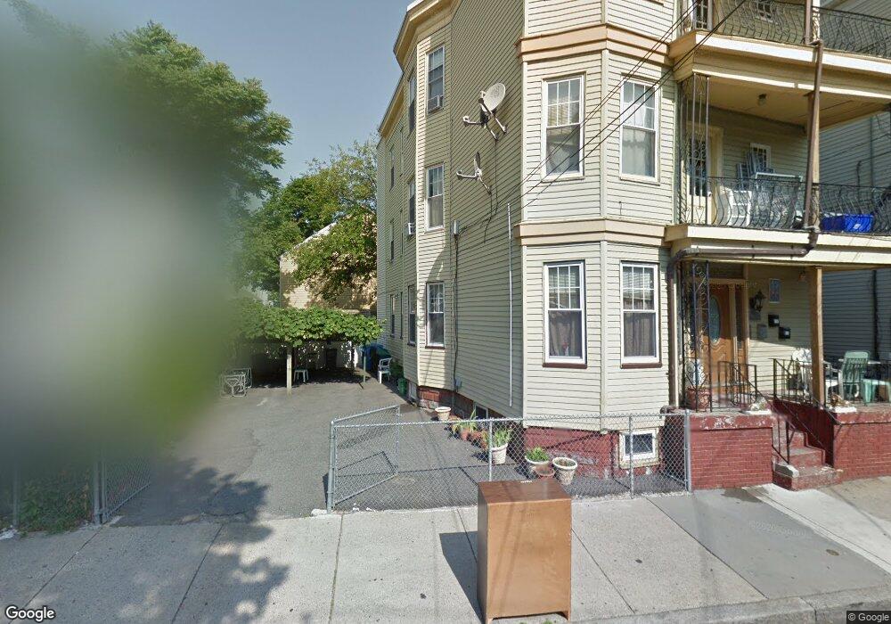 467 Windsor St, Cambridge, MA 02141 - photo 1