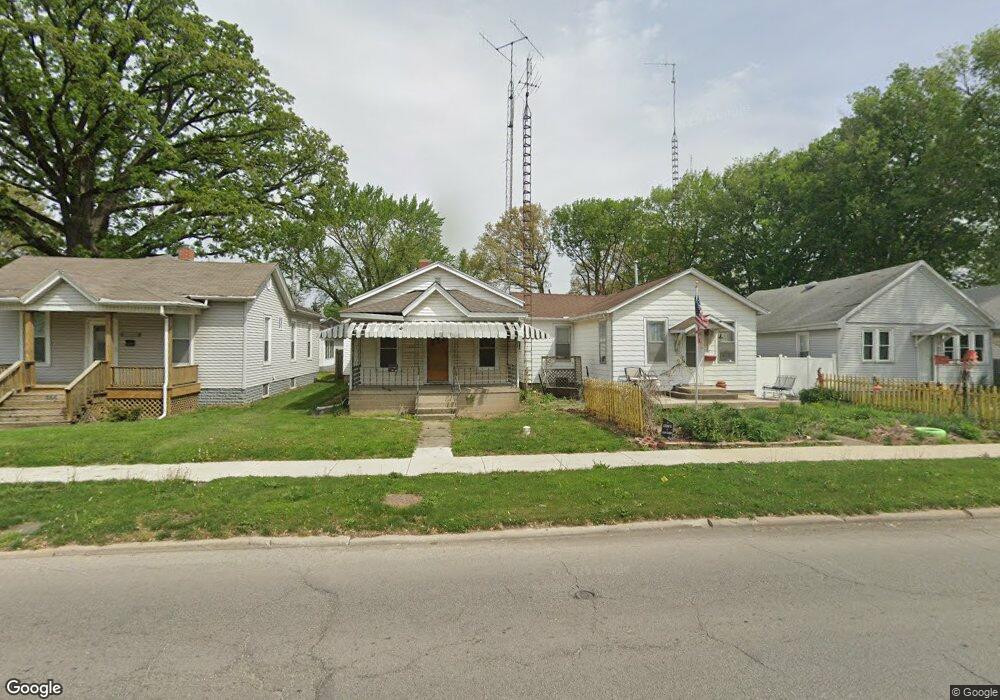 352 5th St, Lincoln, IL 62656 - photo 1