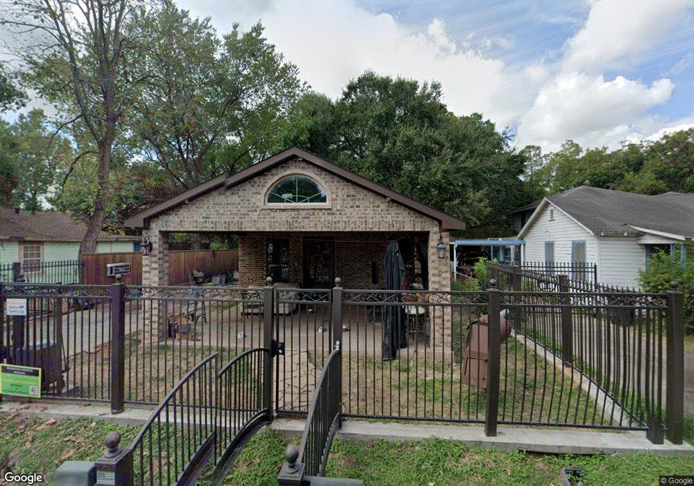 7705 Pointer St, Houston, TX 77016 - photo 1