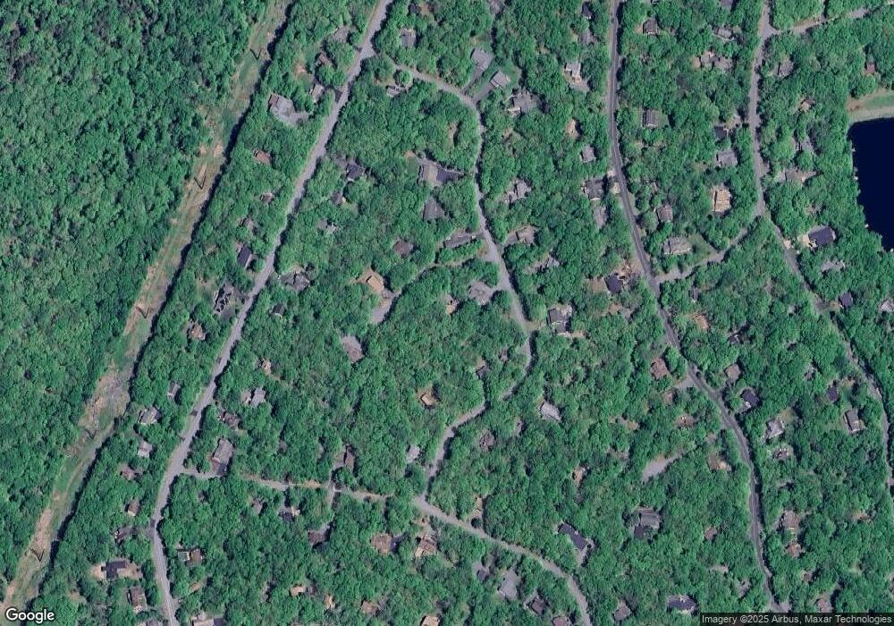 803 Surrey Ct W, Hawley, PA 18428 - photo 1