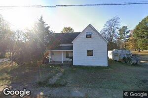 520 E 3rd St, Rector, AR 72461