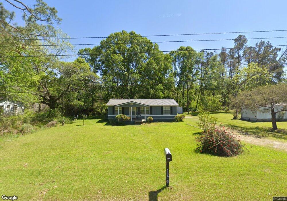 1070 Iron Rd, Douglas, GA 31535 - photo 1