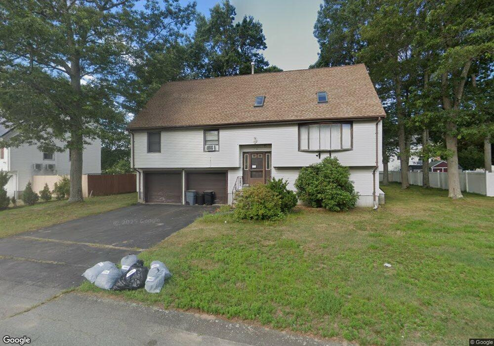 72 Lheureux Cir, Randolph, MA 02368 - photo 1