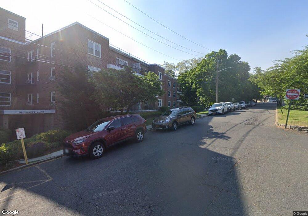 110 Draper Ln unit S8, Dobbs Ferry, NY 10522 - photo 1