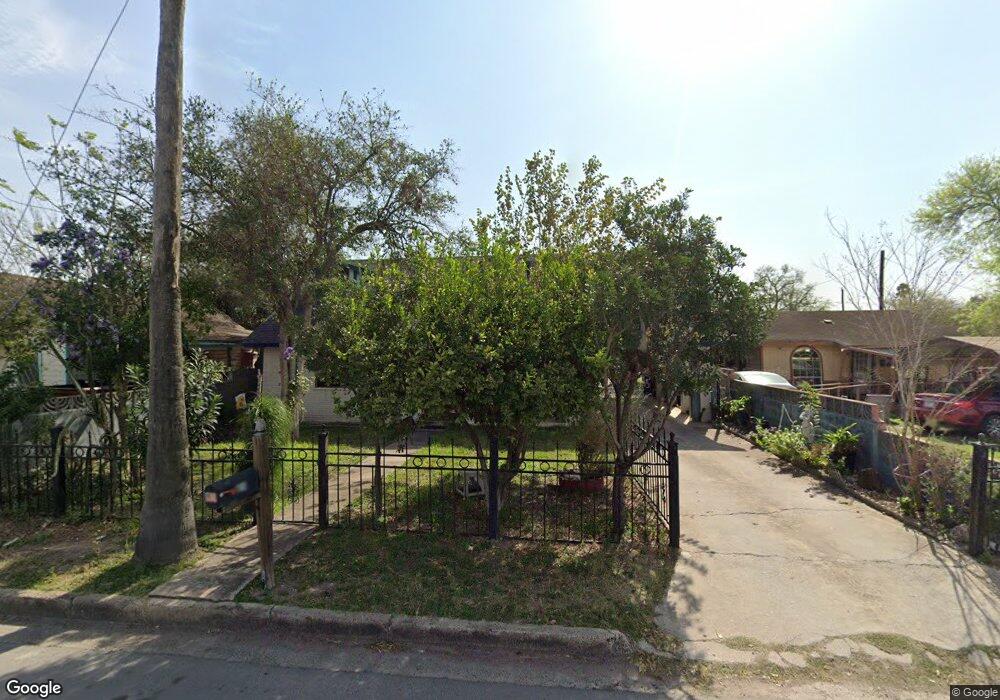 416 S 8th St, Donna, TX 78537 - photo 1