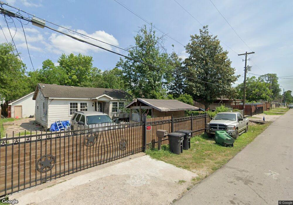 6613 Saint Augustine St, Houston, TX 77021 - photo 1