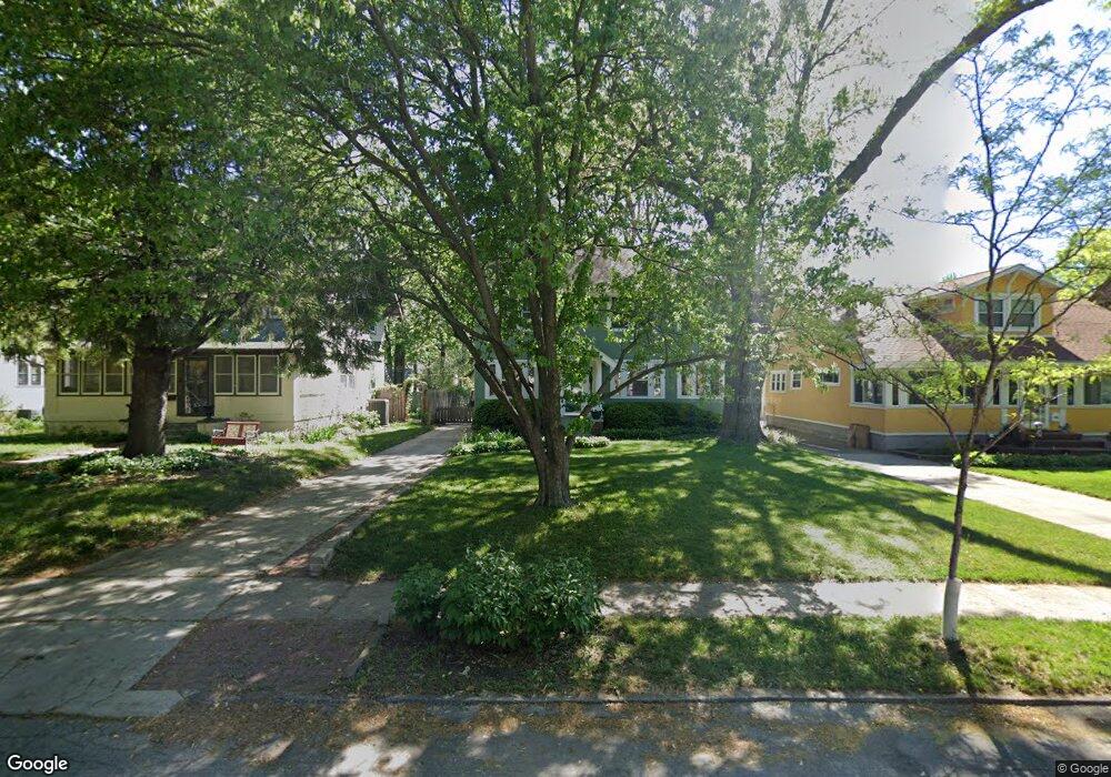 1063 45th St, Des Moines, IA 50311 - photo 1