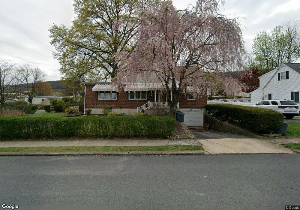 2131 Fernwood St, Reading, PA 19604 - photo 1