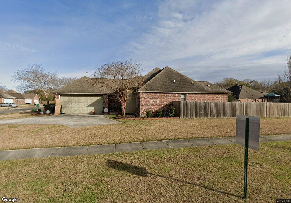 2624 Middle Towne Rd, Zachary, LA 70791 - photo 1