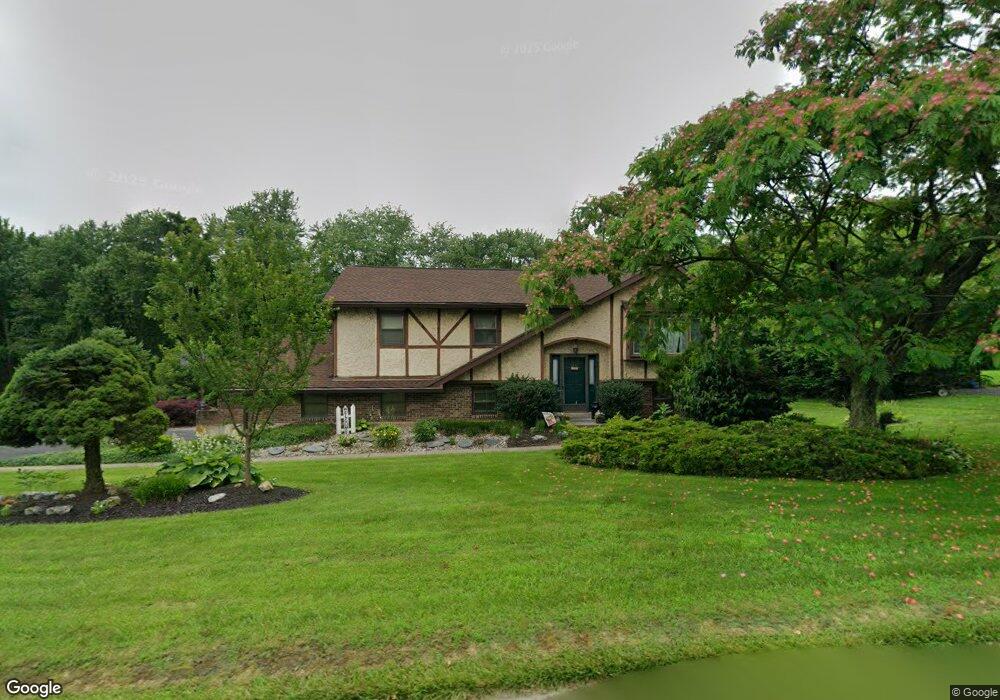 7505 Miller Dr, Bath, PA 18014 - photo 1