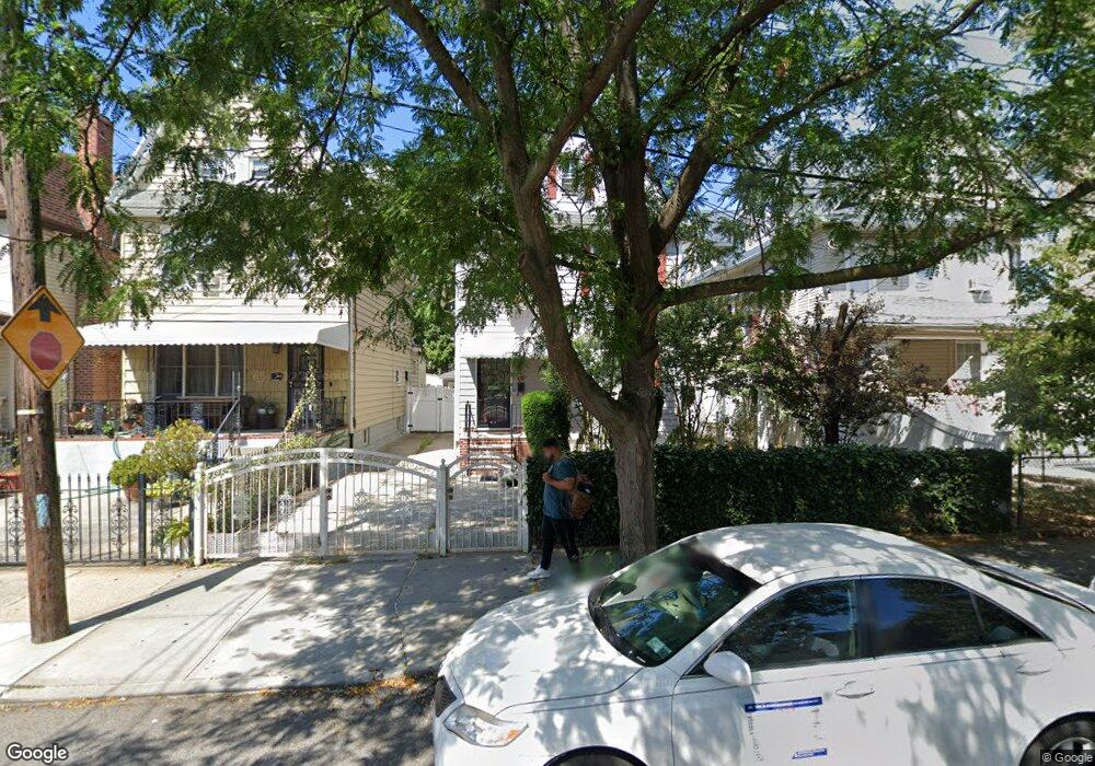 11211 91st Ave, Richmond Hill, NY 11418 - photo 1