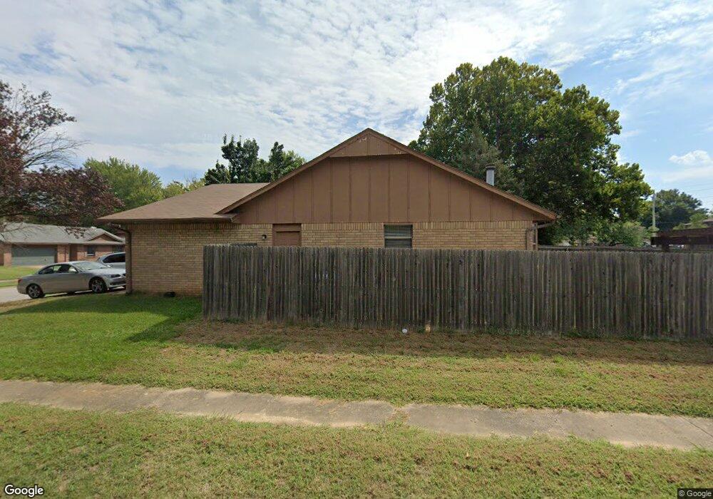 321 W Durham Place, Broken Arrow, OK 74011 - photo 1