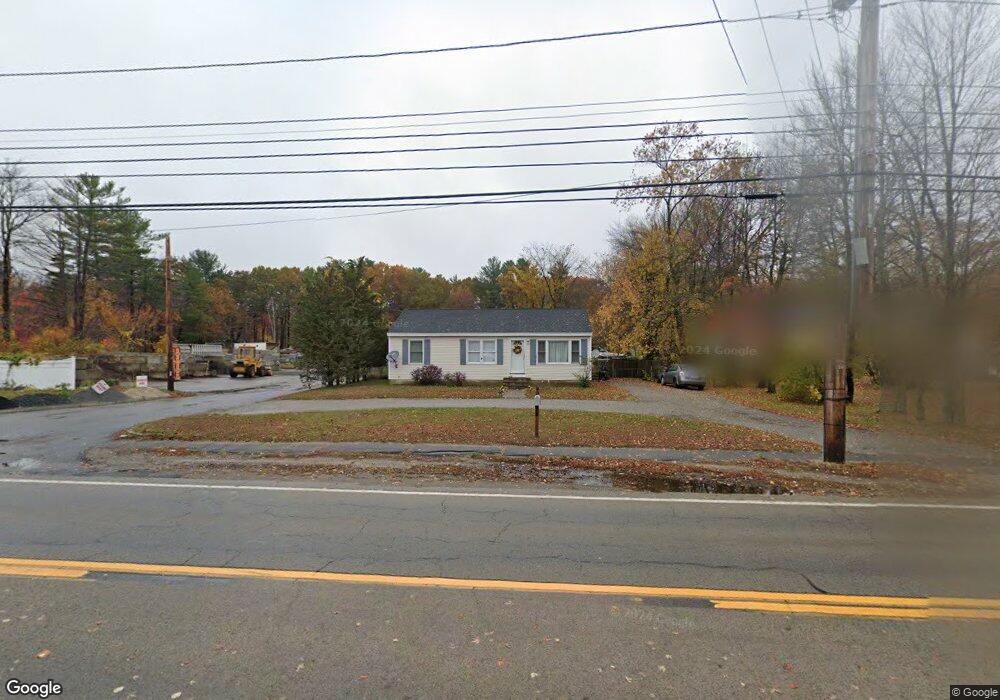 54 Elm St, Salisbury, MA 01952 - photo 1