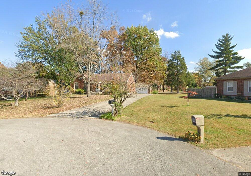 5803 Holly Oak Ct, Louisville, KY 40291 - photo 1