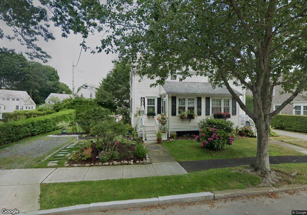 81 Old Fort Rd unit Left Side, Newport, RI 02840 - photo 1